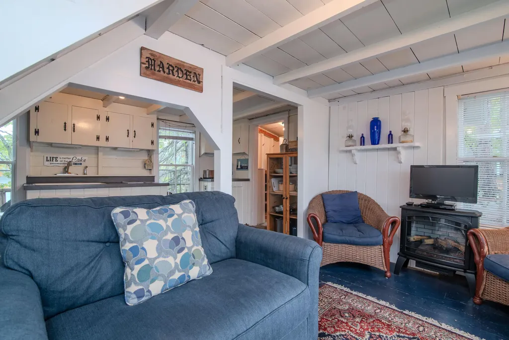 92 Perch Point Shapleigh ME 04076