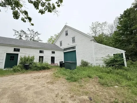 190 Ossipee Trail E Standish ME 04084
