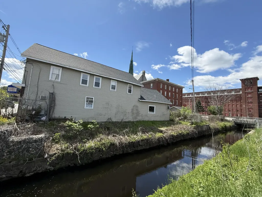 179 Lincoln Street Lewiston ME 04240