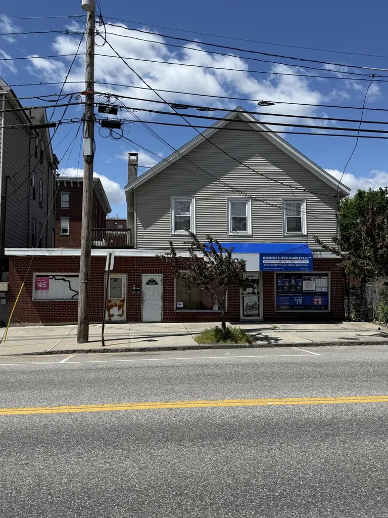 179 Lincoln Street Lewiston ME 04240