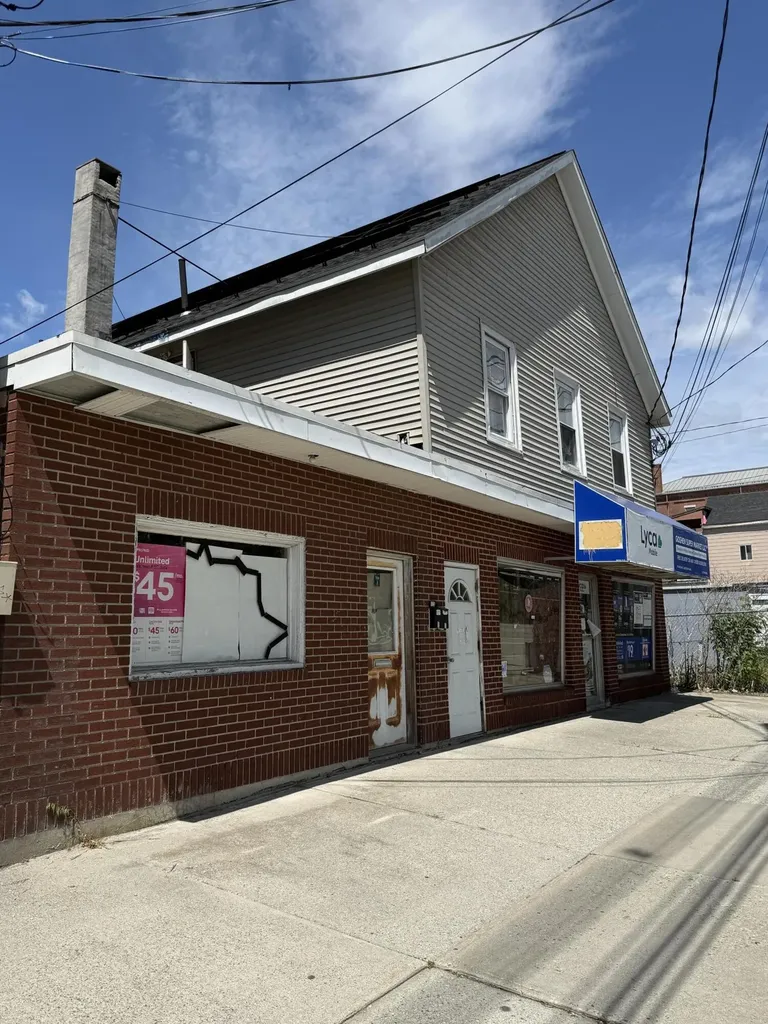 179 Lincoln Street Lewiston ME 04240