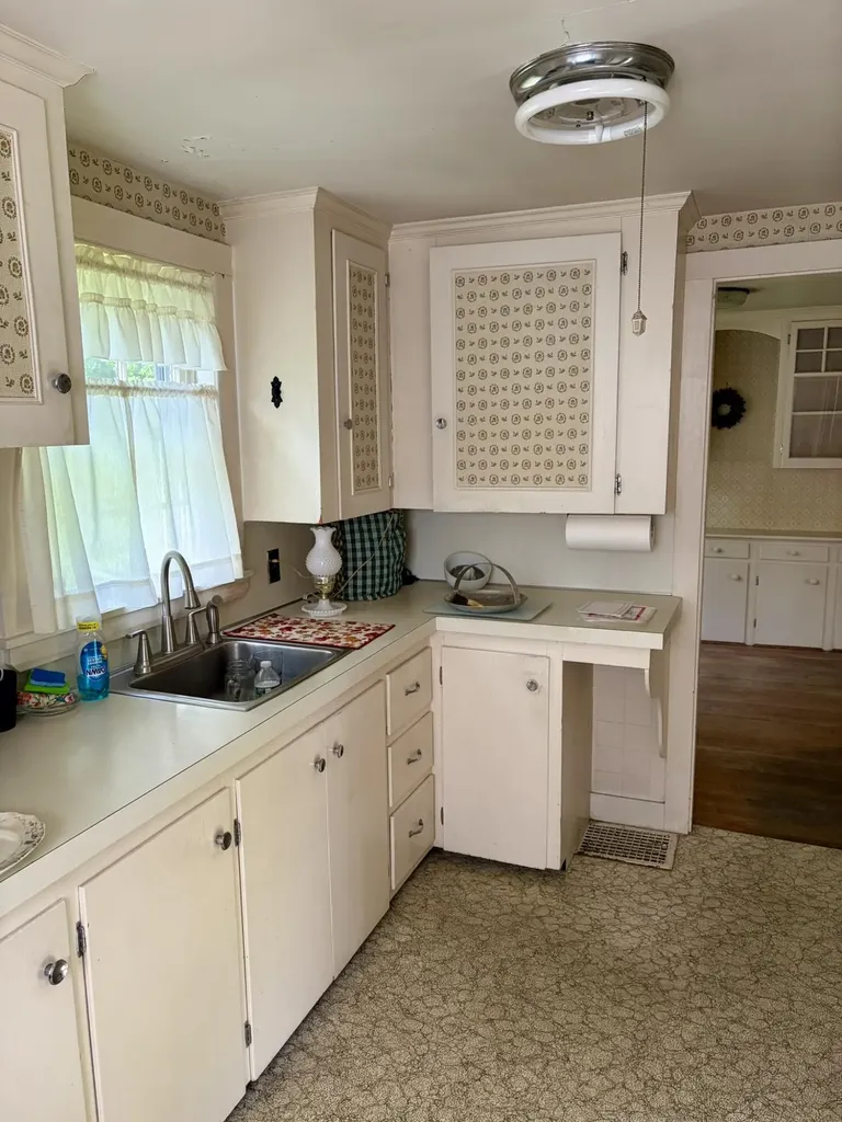 42 Broadturn Road Scarborough ME 04074