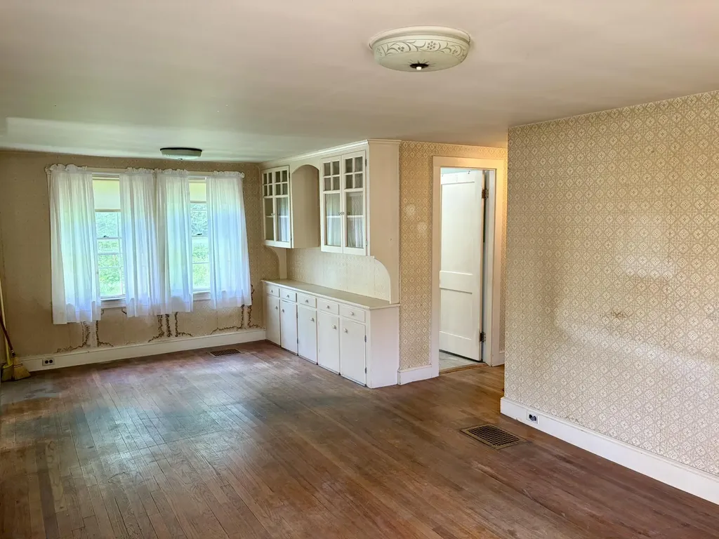 42 Broadturn Road Scarborough ME 04074