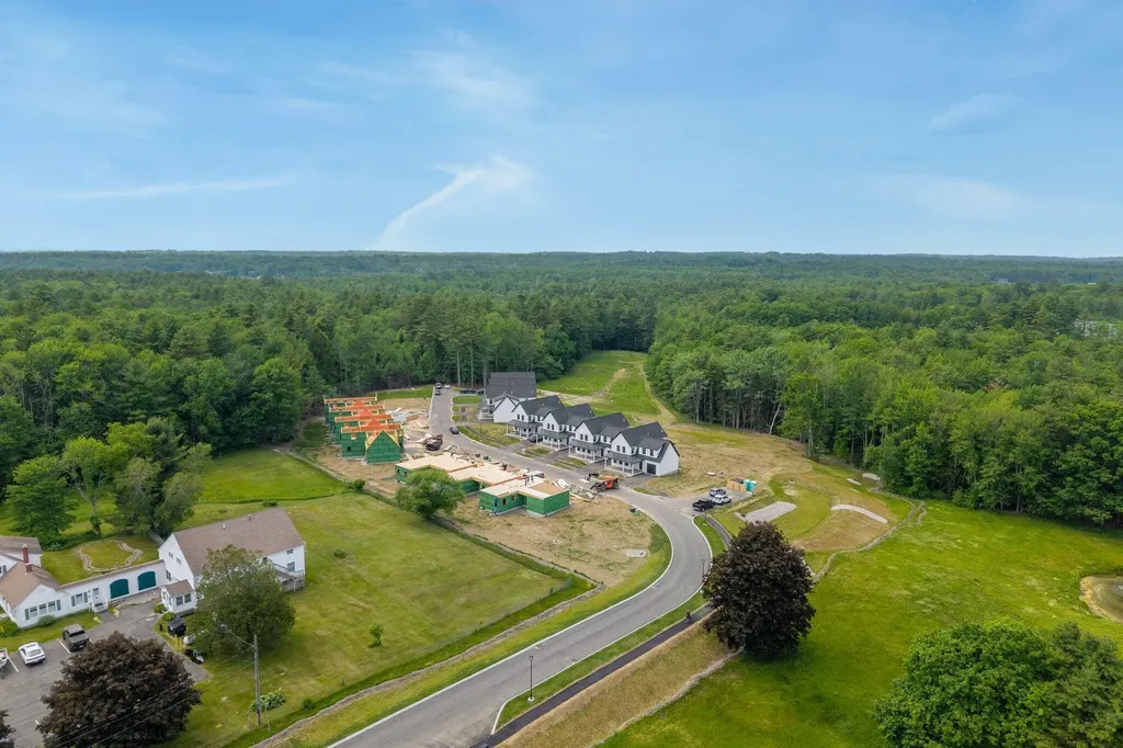 32 Fairway Commons Drive Gorham ME 04038