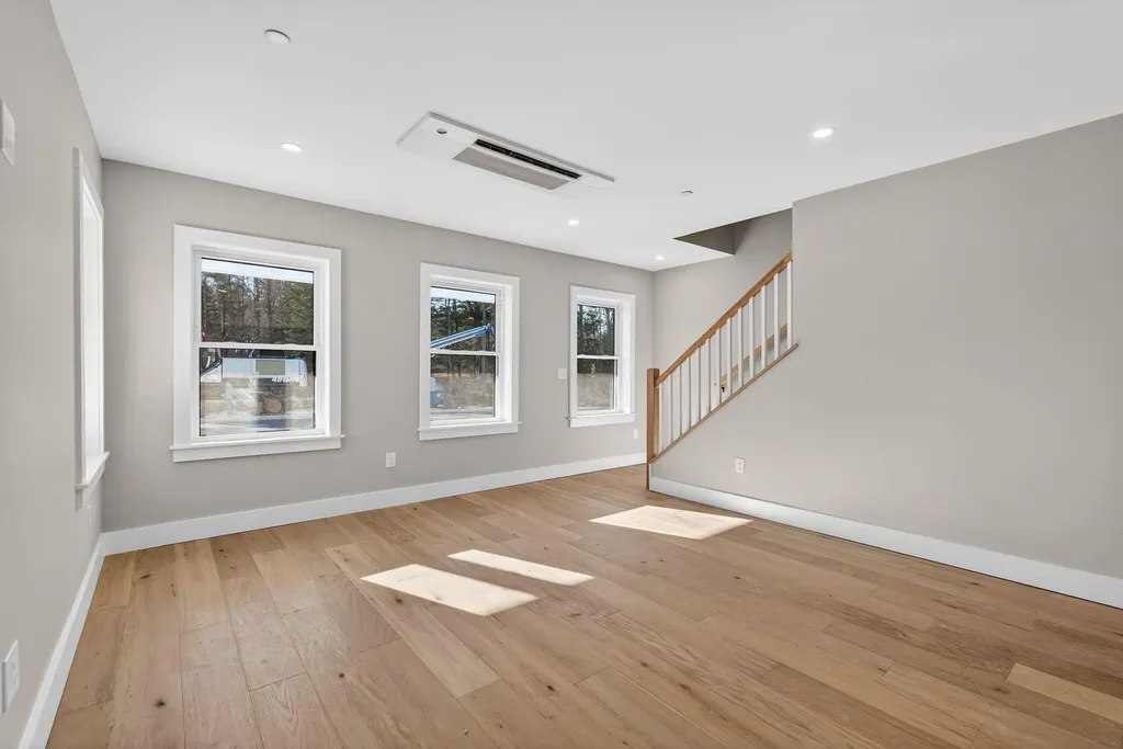 32 Fairway Commons Drive Gorham ME 04038