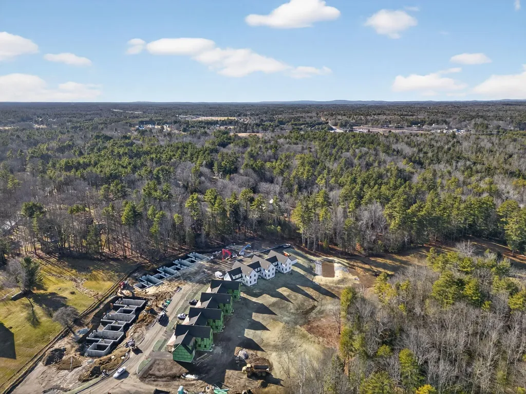 32 Fairway Commons Drive Gorham ME 04038