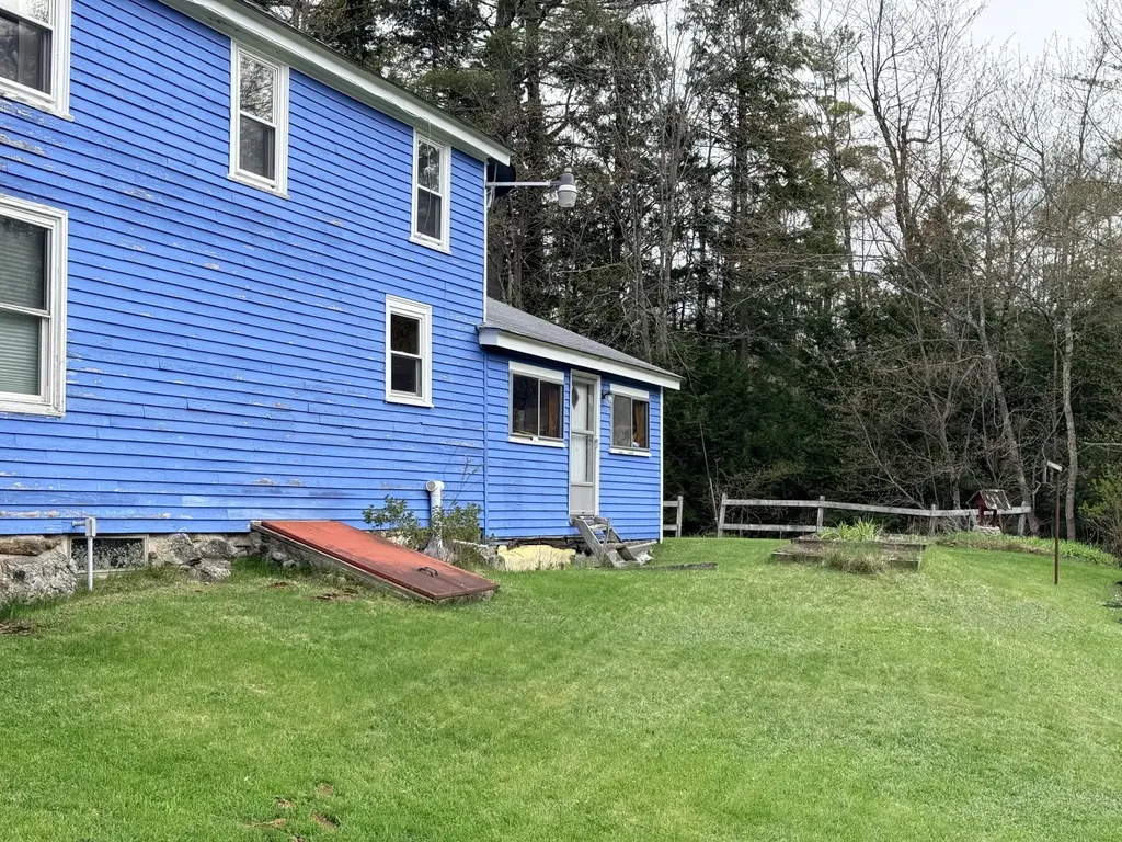 34 Robinson Hill Road Oxford ME 04270