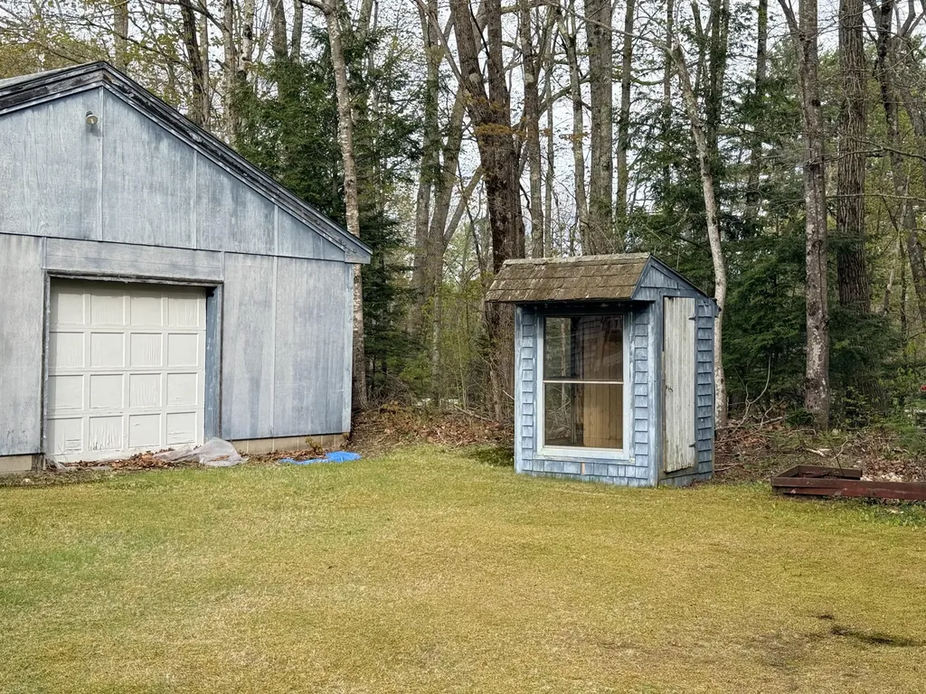 34 Robinson Hill Road Oxford ME 04270