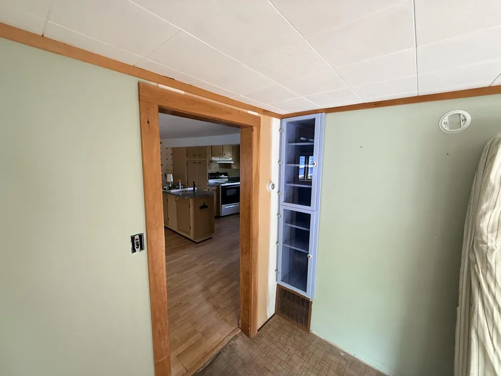 34 Robinson Hill Road Oxford ME 04270
