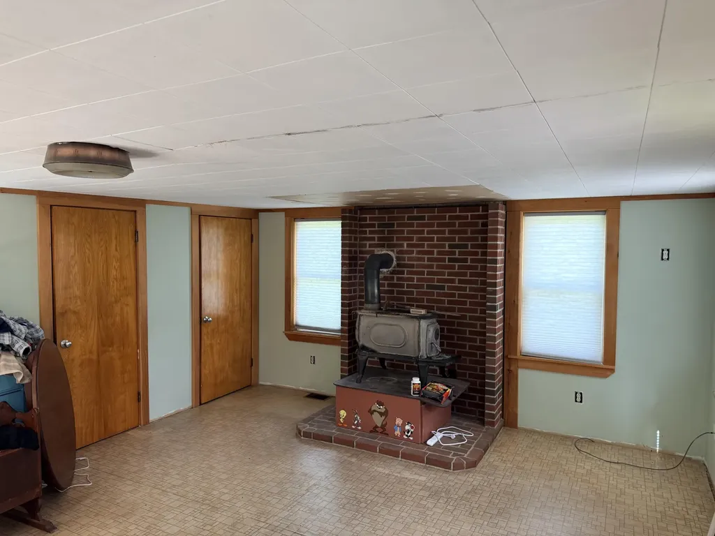 34 Robinson Hill Road Oxford ME 04270