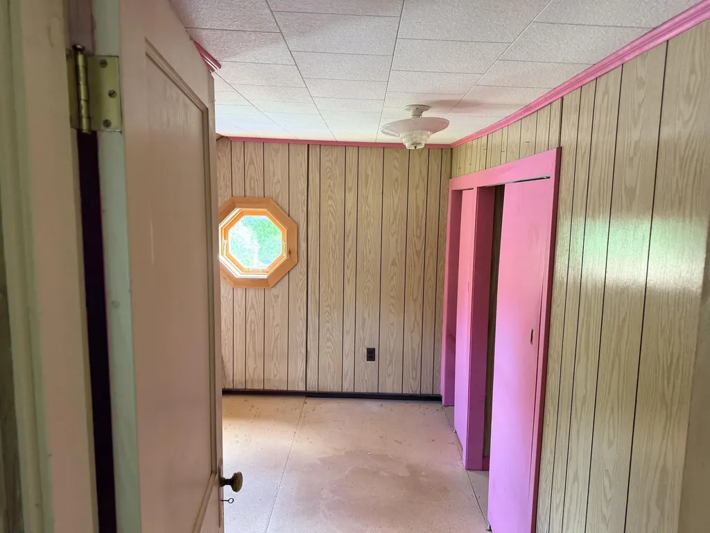 34 Robinson Hill Road Oxford ME 04270