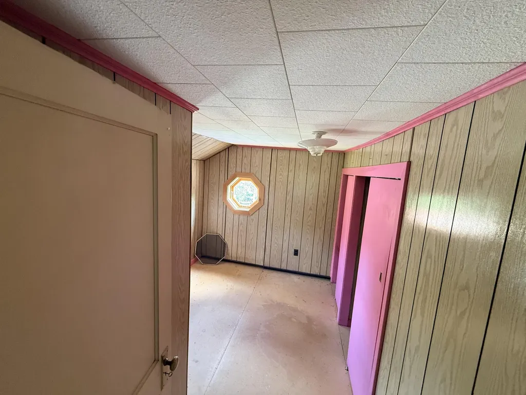 34 Robinson Hill Road Oxford ME 04270