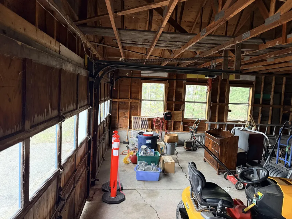 34 Robinson Hill Road Oxford ME 04270