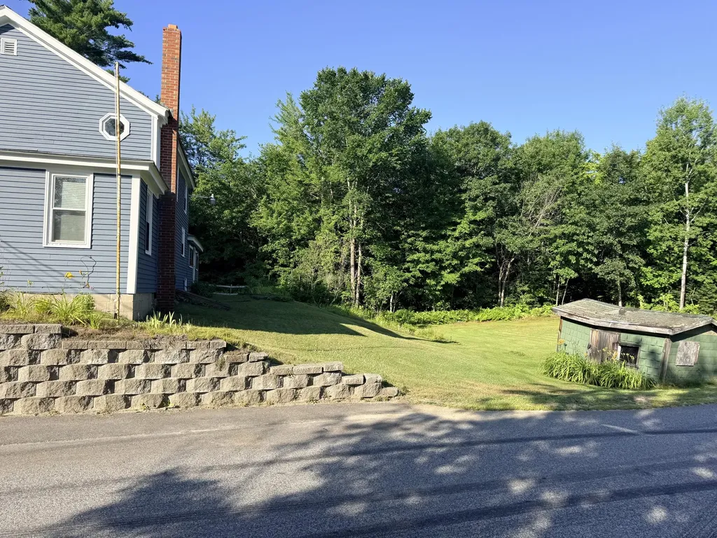 34 Robinson Hill Road Oxford ME 04270