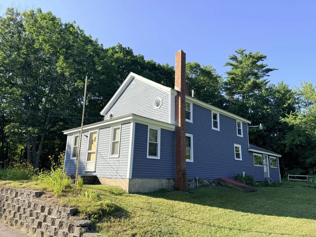 34 Robinson Hill Road Oxford ME 04270