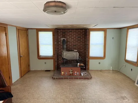 34 Robinson Hill Road Oxford ME 04270
