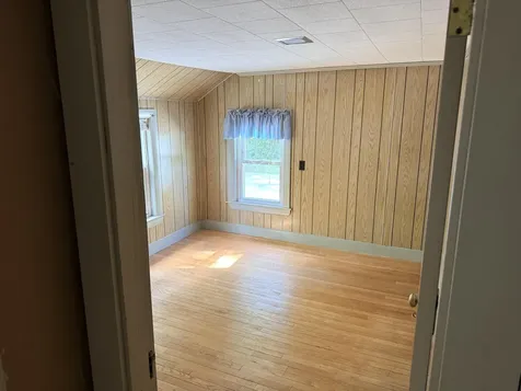 34 Robinson Hill Road Oxford ME 04270