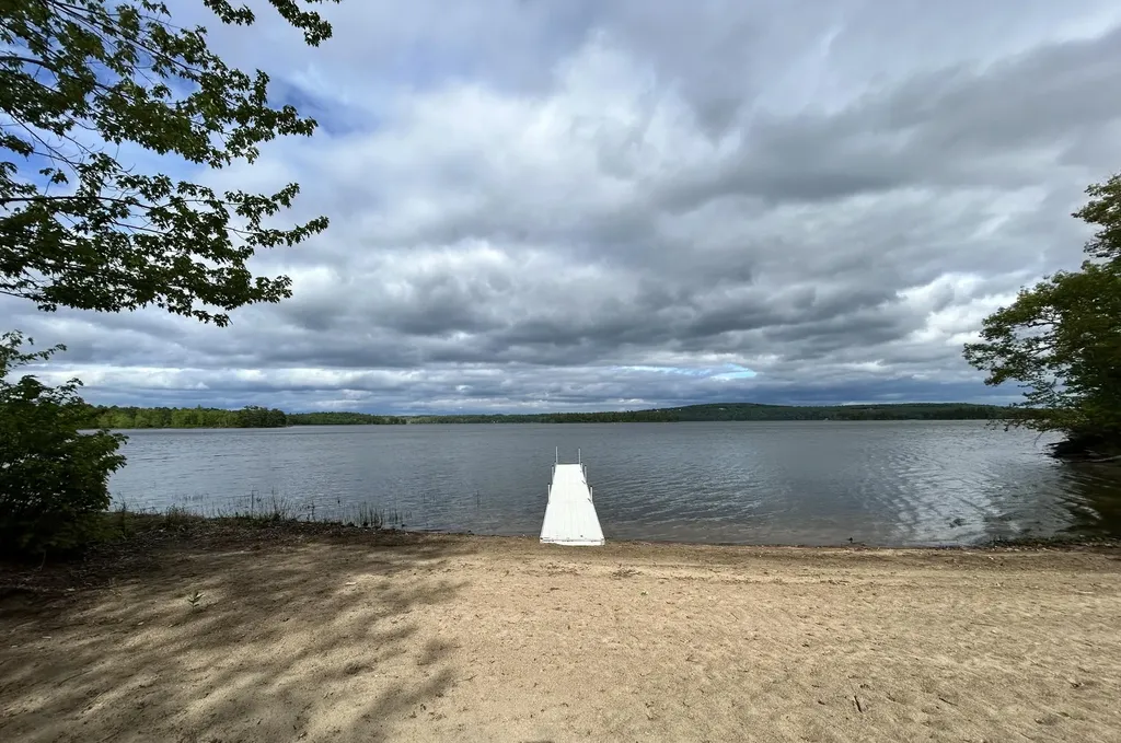 34 Androscoggin Loop Leeds ME 04263