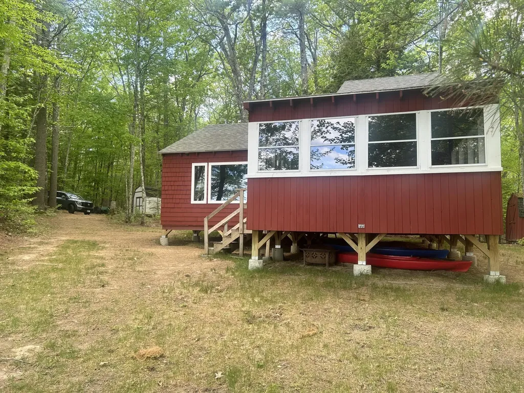 34 Androscoggin Loop Leeds ME 04263