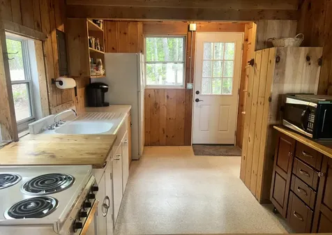 34 Androscoggin Loop Leeds ME 04263