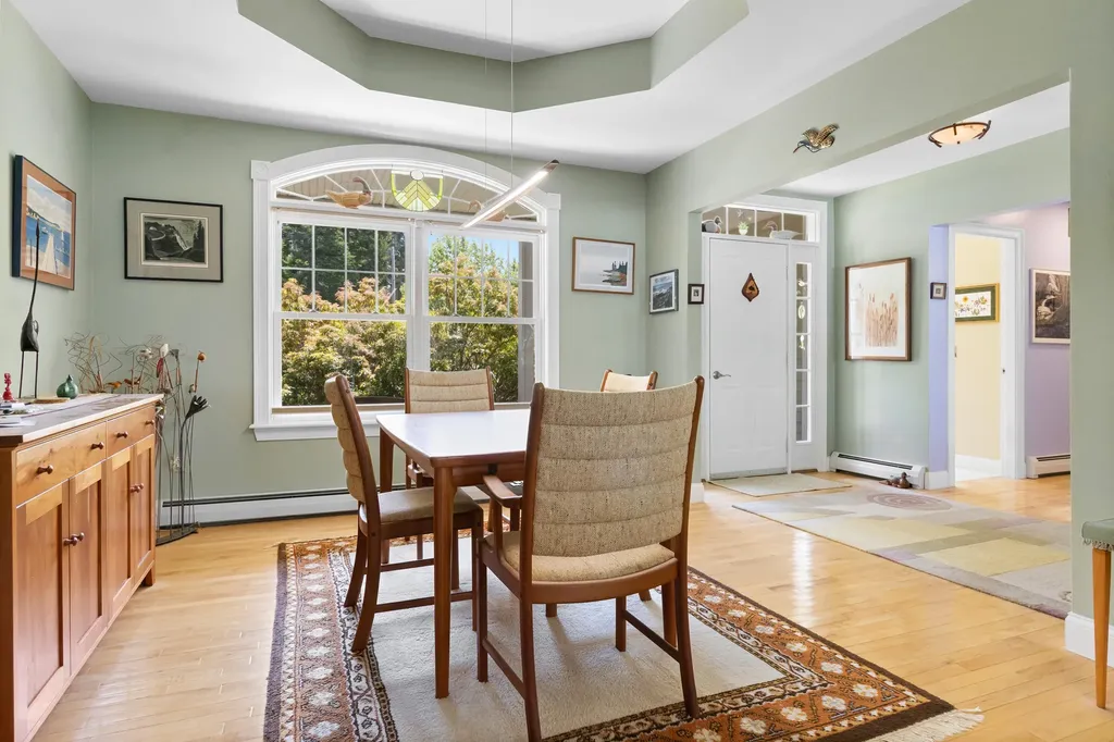 25 Cliff Drive South Thomaston ME 04858