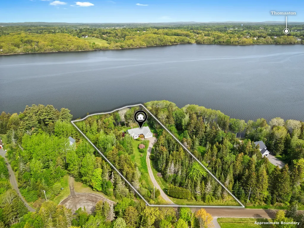 25 Cliff Drive South Thomaston ME 04858