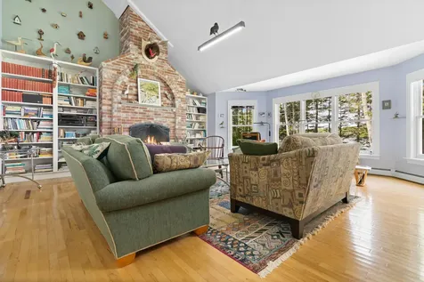 25 Cliff Drive South Thomaston ME 04858