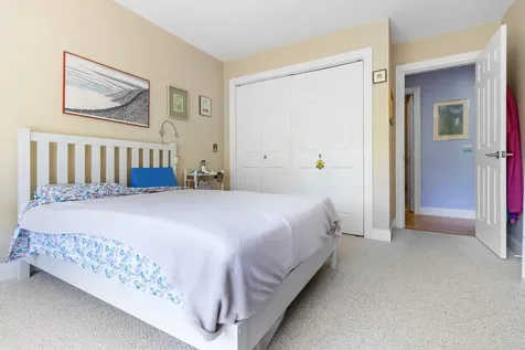 25 Cliff Drive South Thomaston ME 04858
