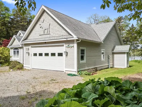 25 Cliff Drive South Thomaston ME 04858