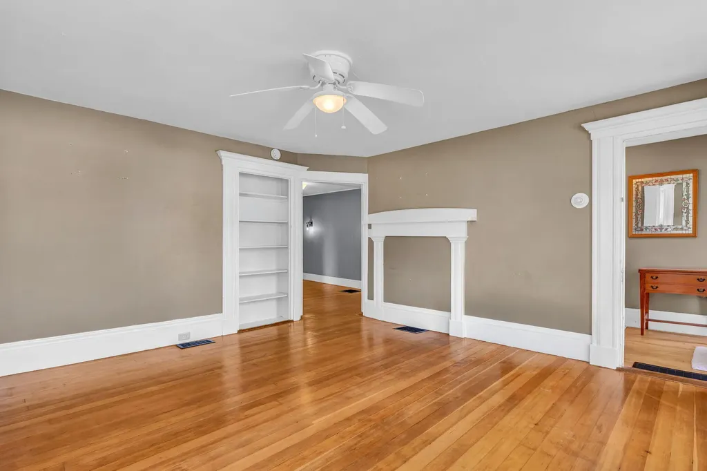 14 Brooklyn Heights Road Thomaston ME 04861