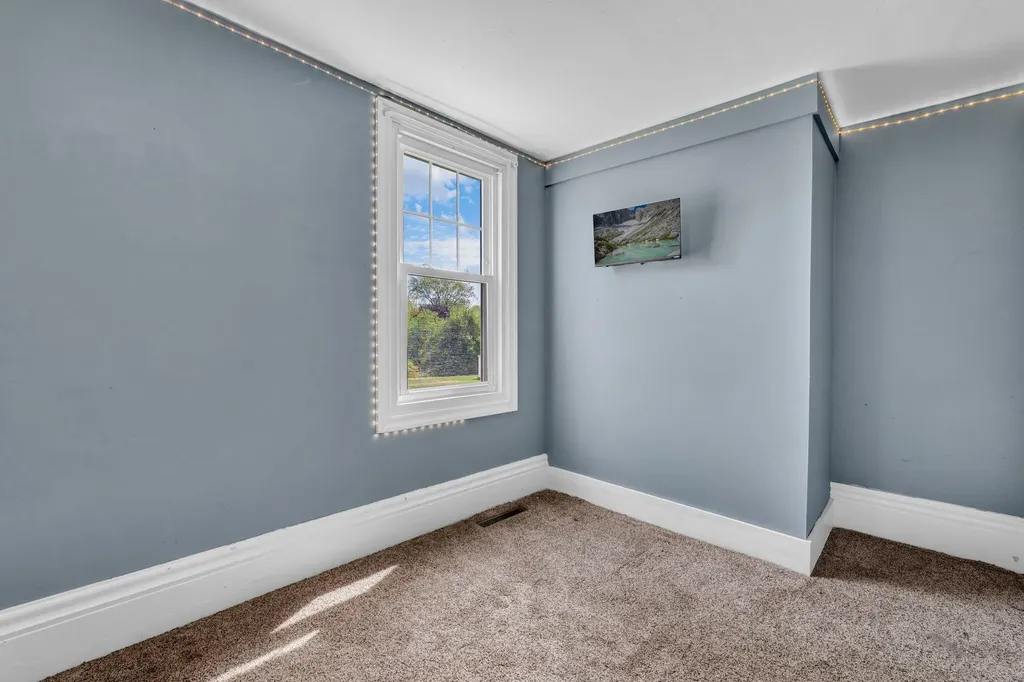 14 Brooklyn Heights Road Thomaston ME 04861