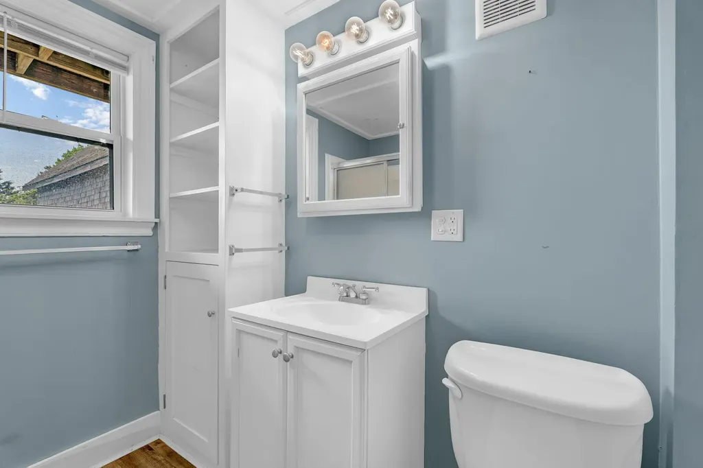 14 Brooklyn Heights Road Thomaston ME 04861