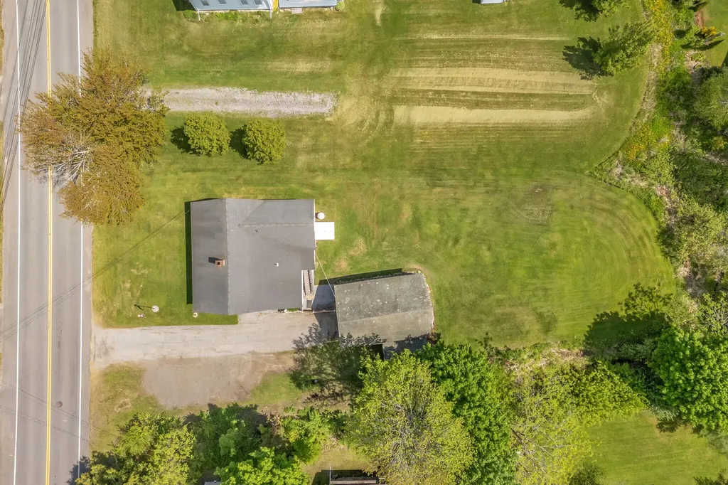 14 Brooklyn Heights Road Thomaston ME 04861