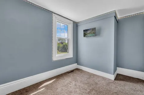 14 Brooklyn Heights Road Thomaston ME 04861