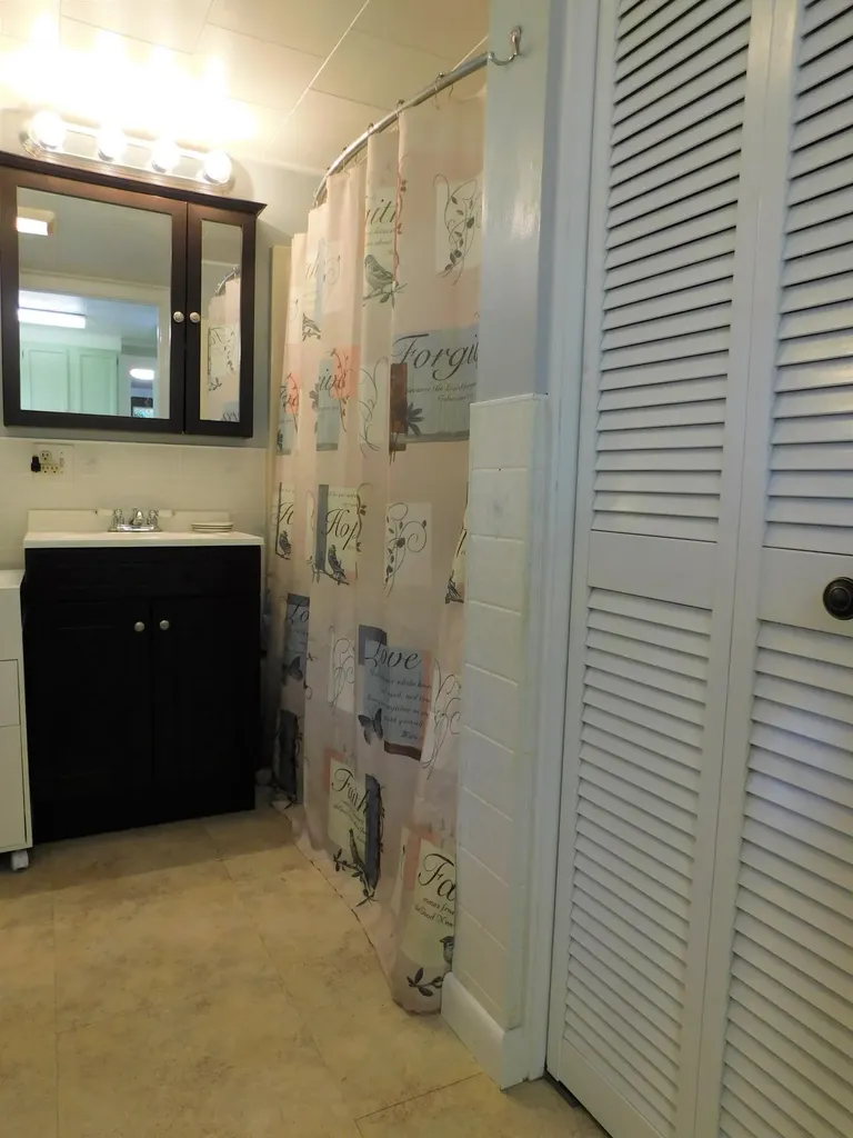 17 James Street Bingham ME 04920