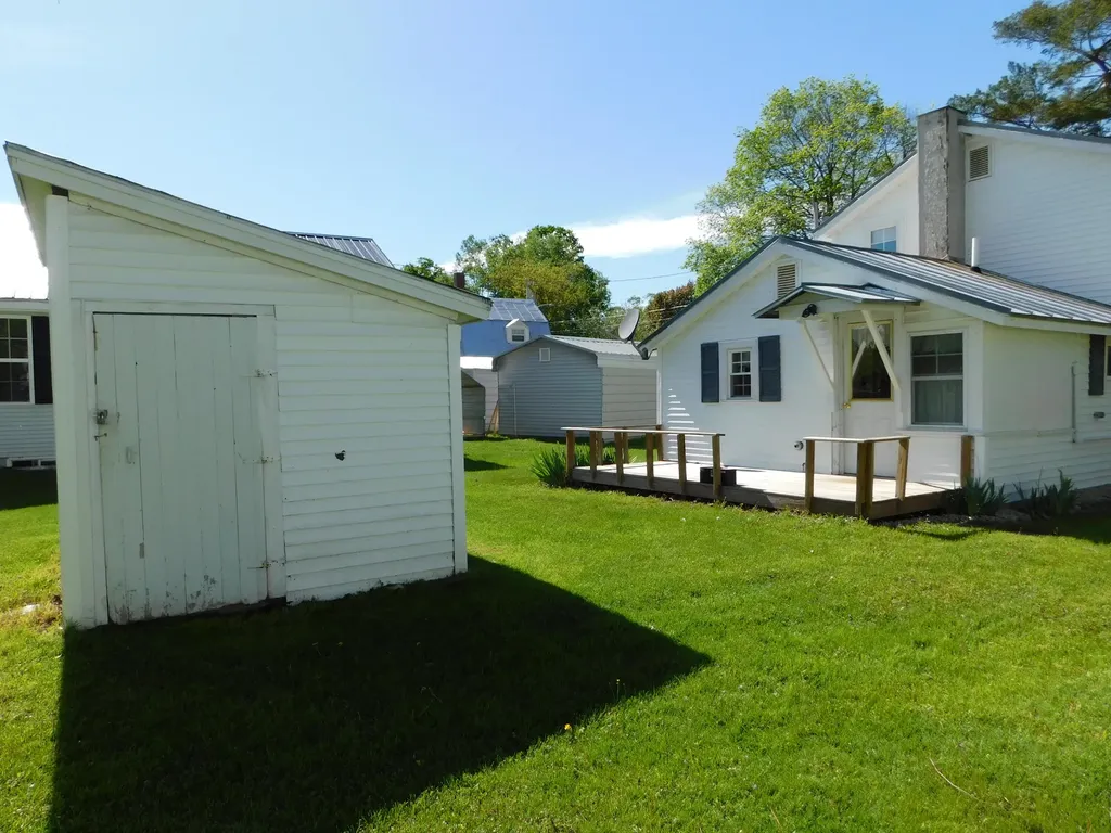 17 James Street Bingham ME 04920