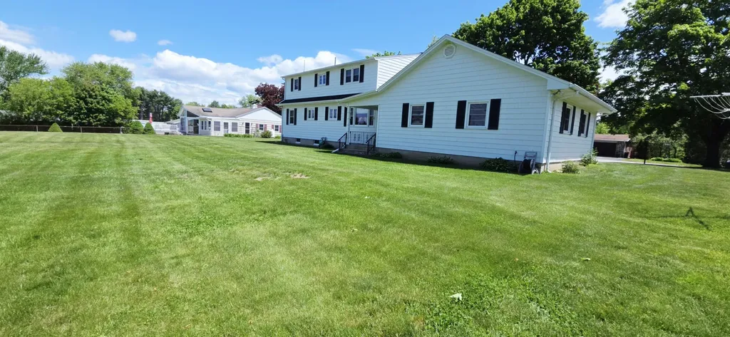 9 Mckinley Drive Lewiston ME 04240