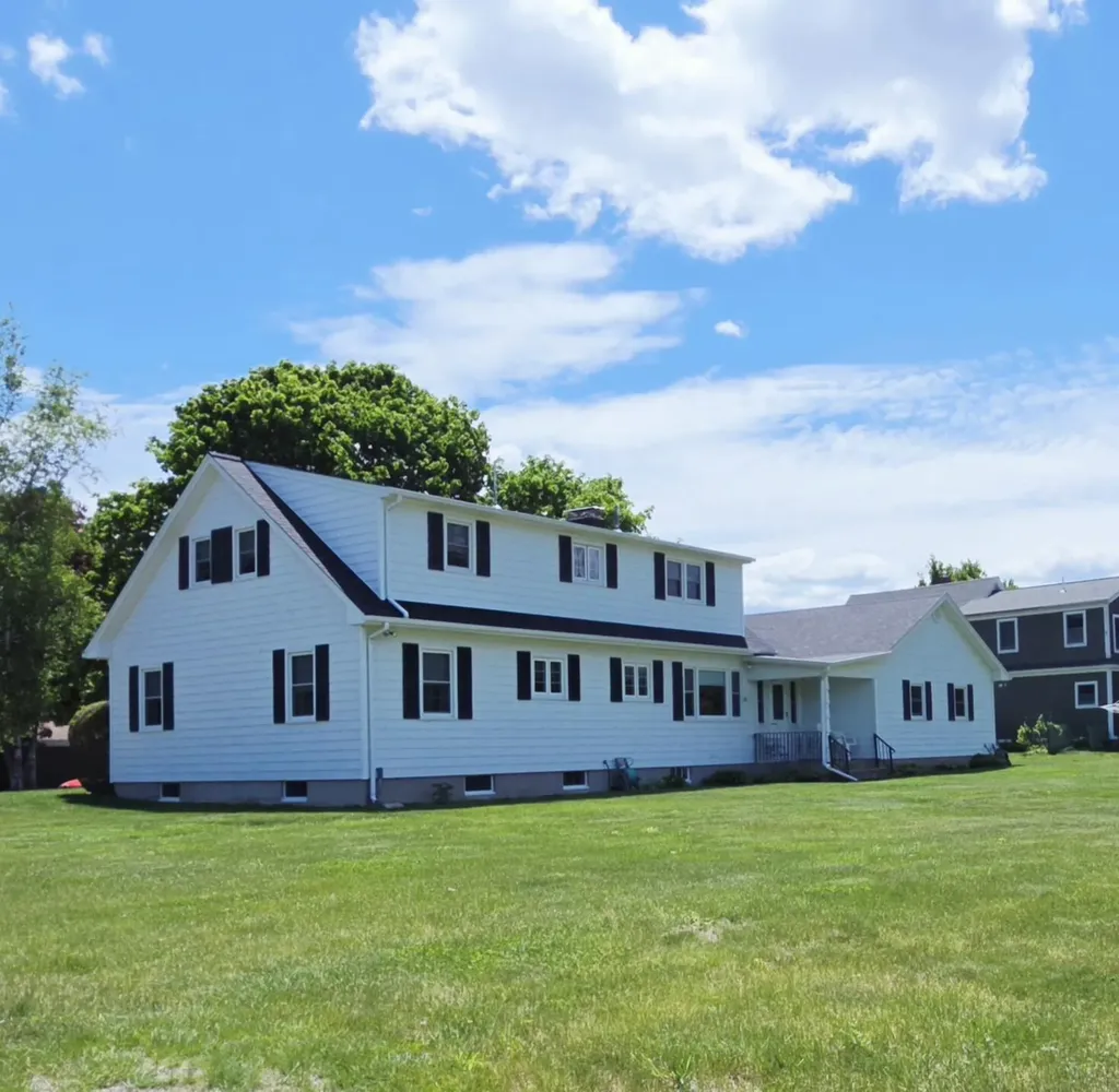 9 Mckinley Drive Lewiston ME 04240