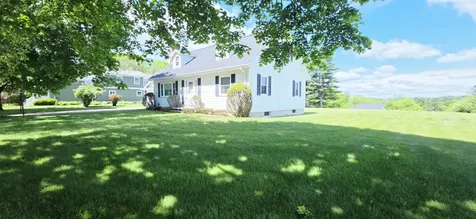 9 Mckinley Drive Lewiston ME 04240