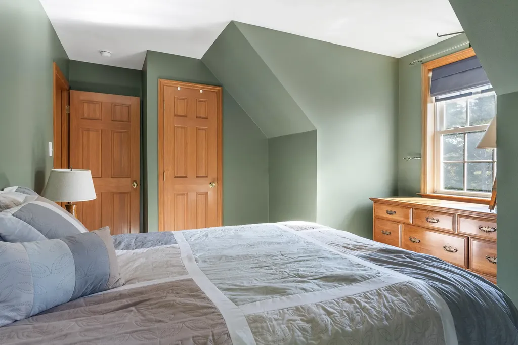 81 Lower Cross Road Nobleboro ME 04555
