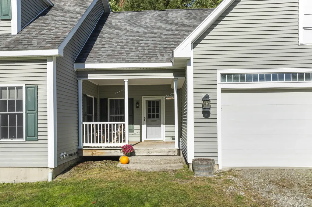 81 Lower Cross Road Nobleboro ME 04555