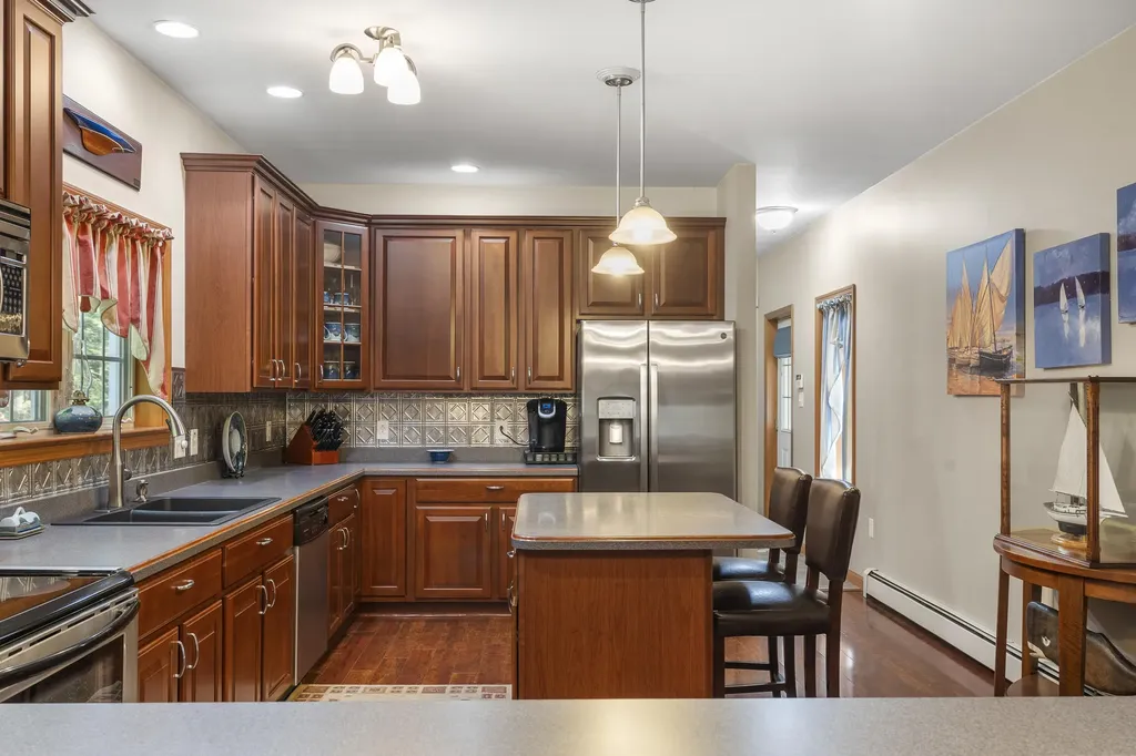 81 Lower Cross Road Nobleboro ME 04555