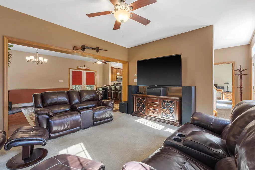 81 Lower Cross Road Nobleboro ME 04555