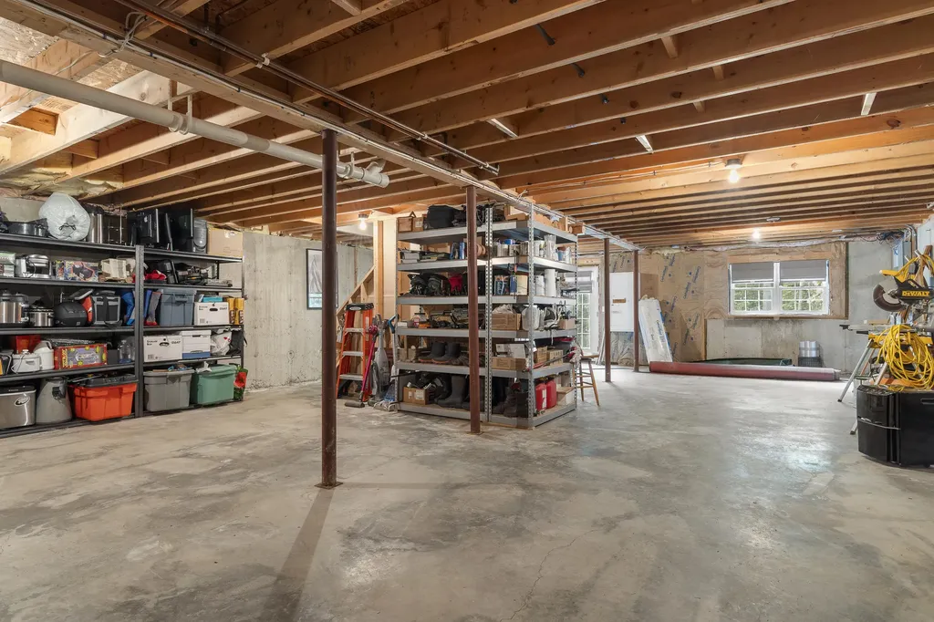 81 Lower Cross Road Nobleboro ME 04555