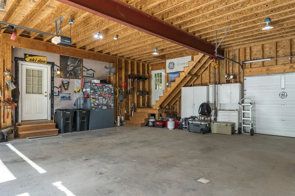 81 Lower Cross Road Nobleboro ME 04555