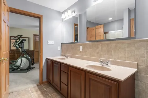 81 Lower Cross Road Nobleboro ME 04555
