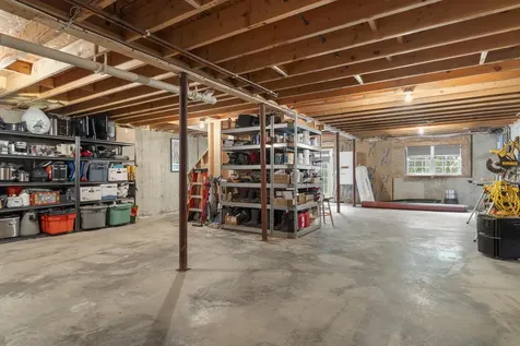 81 Lower Cross Road Nobleboro ME 04555