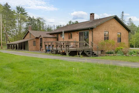 1342 Us-1 Hancock ME 04640