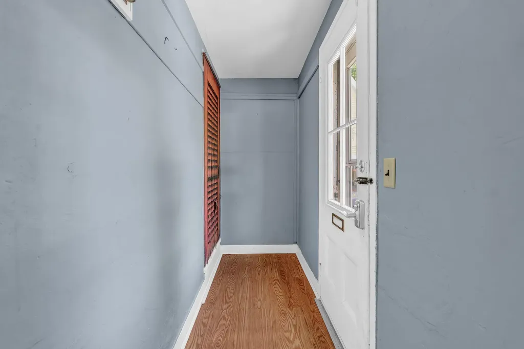 14 Brooklyn Heights Road Thomaston ME 04861