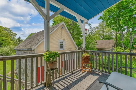 14 Brooklyn Heights Road Thomaston ME 04861